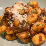 Zuppa di pollo con pastina di stelle